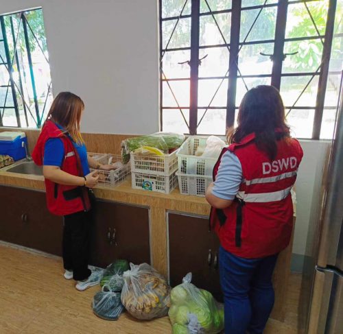 Unang Paghahatid ng Tarlac Okra Growers Multipurpose Cooperative sa Tarlac Home for Women sa ilalim ng EPAHP Program